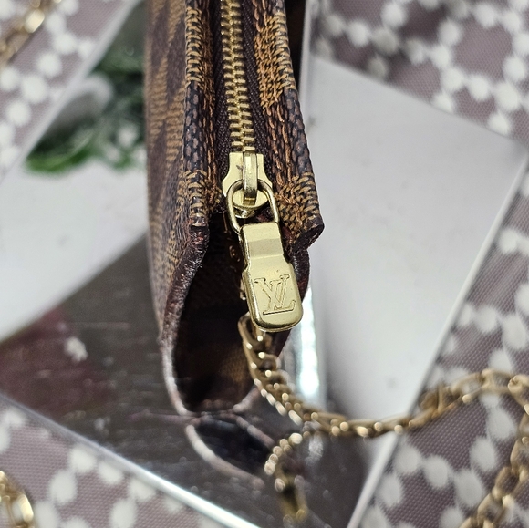 LOUIS VUITTON Damier Ebene Pouch CONVERTED to CROSSBODY (Unbranded chain - Picture 13 of 17